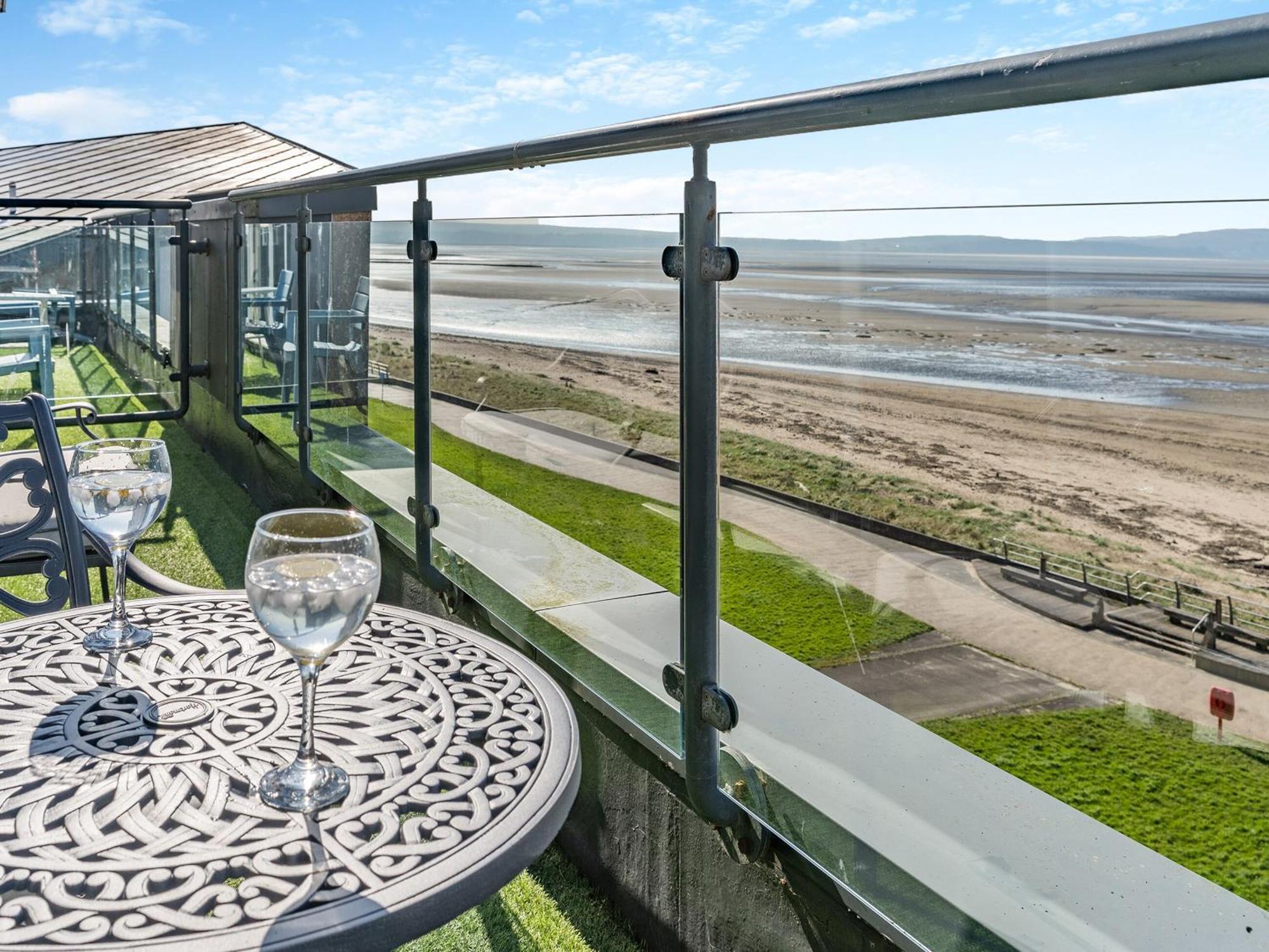 Beachview Llanelli Exterior photo